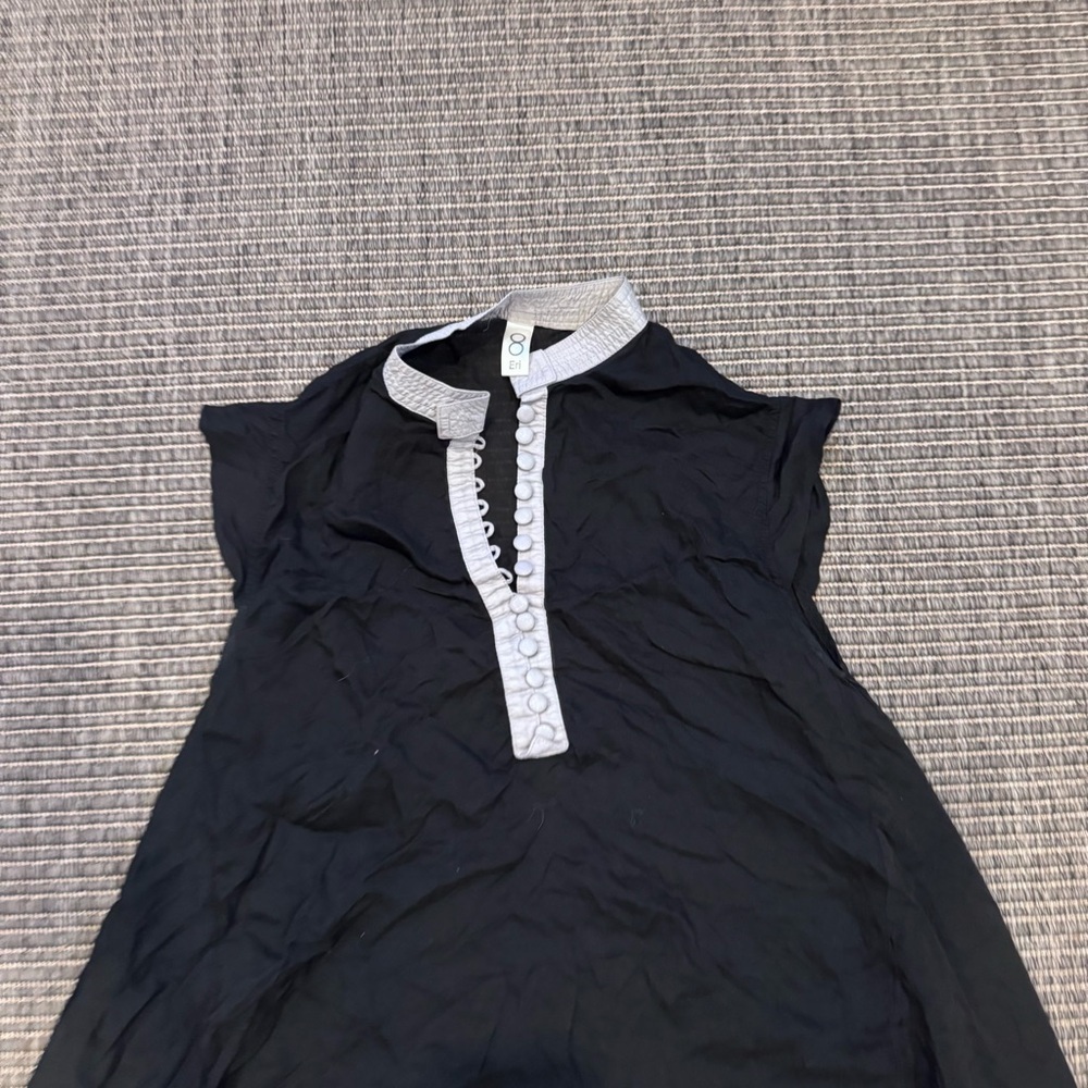 Women's Black Swim Coverup with Contrasting Trim - Picture 2 of 3